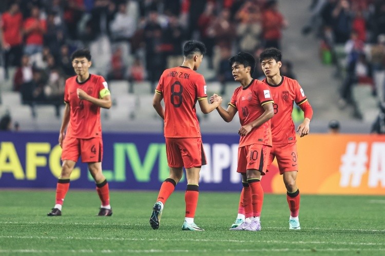 壓著打，站著死，用悲情換來希望，這屆國青值得掌聲！