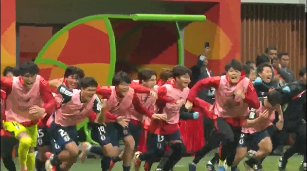 又是悲喜兩重天！日本直通世青賽縱情慶祝，伊朗球員仰天長(zhǎng)嘯