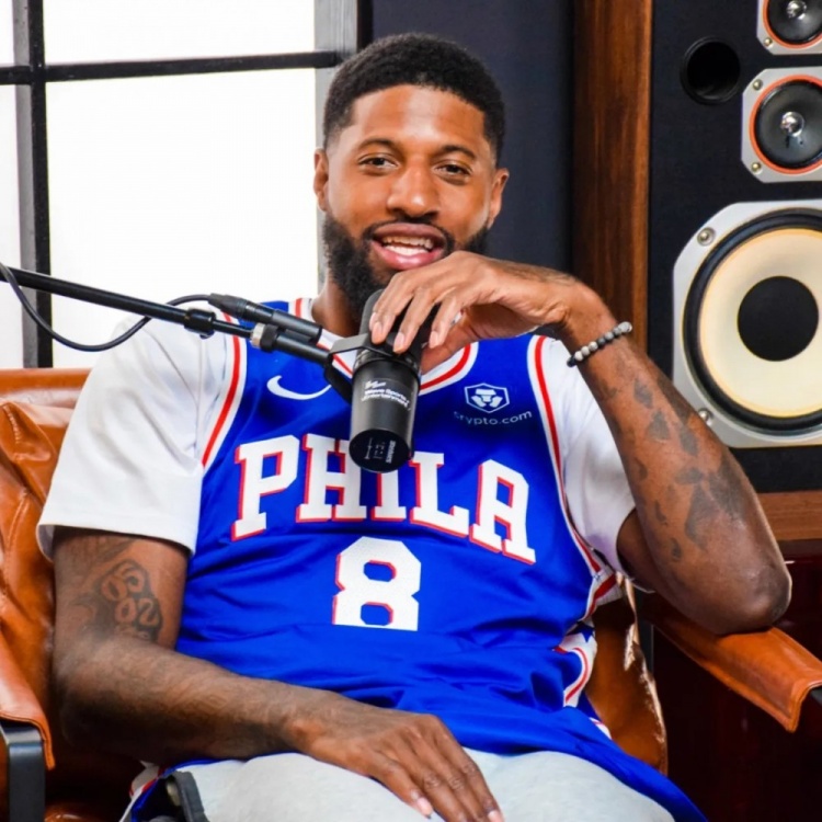 保羅-喬治：無(wú)人扶我籃球志，我自絲滑到播客