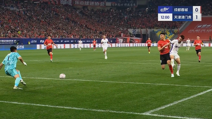 反客為主！王秋明精彩不停球搶點破門，哈達斯送助攻 蓉城0-1落后