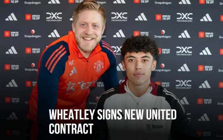 官方：曼聯(lián)與19歲中鋒惠特利續(xù)約，新合同至2028&含1年續(xù)約選項