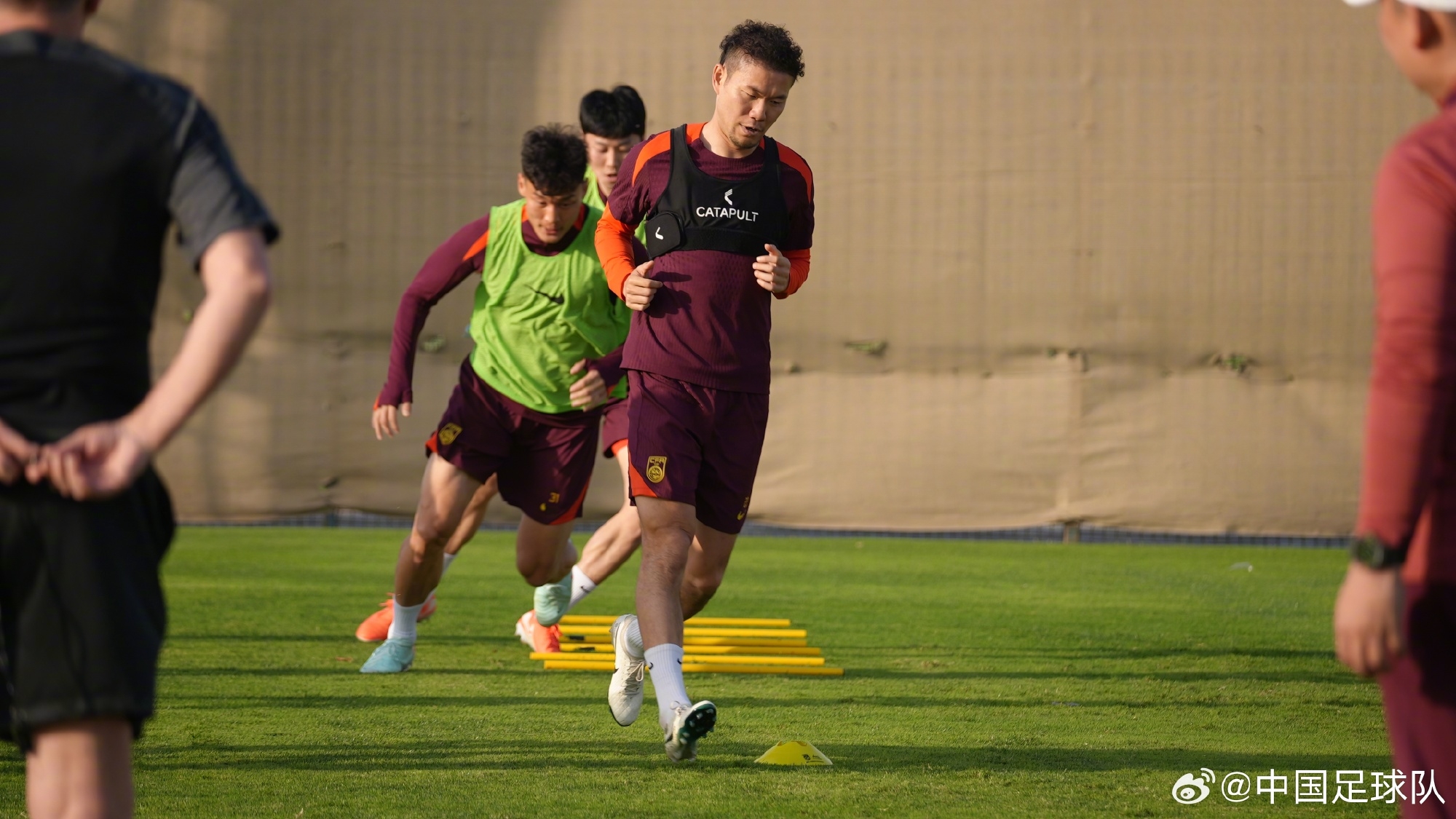 將對陣沙特&澳大利亞！國足官方：補招泰山中場李源一參與集訓(xùn)