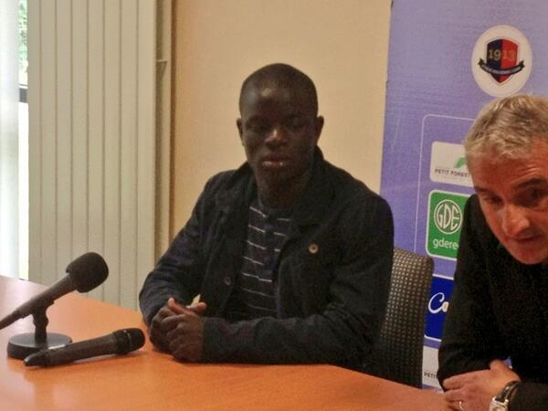 2013年22歲坎特加盟卡昂時身價40萬歐，如今在沙特周薪48萬歐