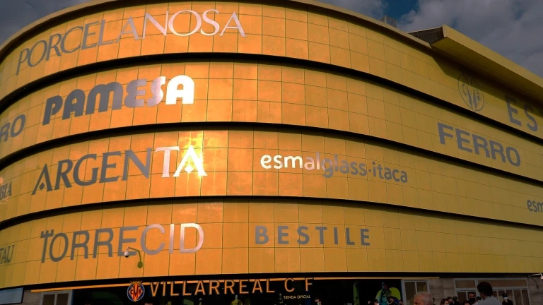 科貝：西甲起訴2名襲擊黃潛球迷的涉案者，他們將被禁止靠近球場(chǎng)