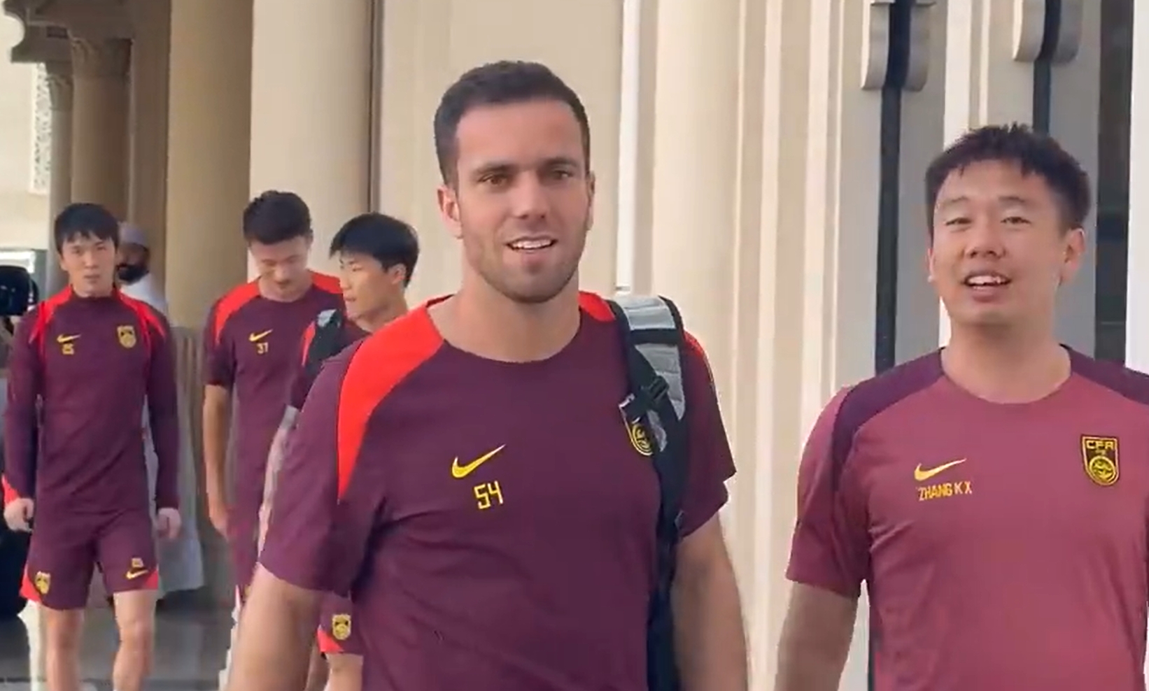 馬德興詳解：“塞鳥”能否趕上戰(zhàn)沙特，仍需FIFA批準(zhǔn)球員轉(zhuǎn)換會籍