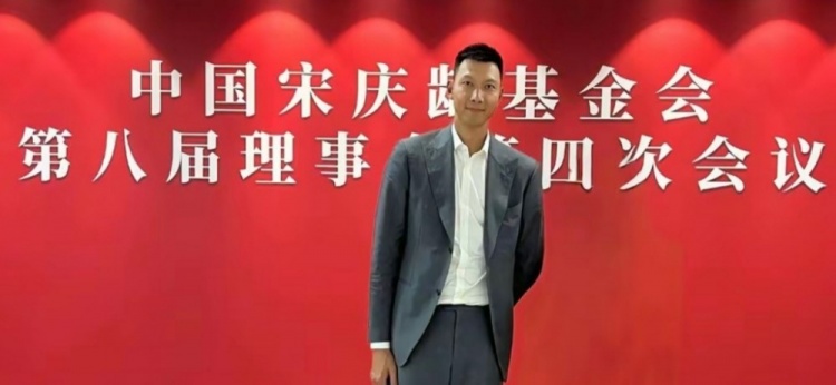 時(shí)隔5個(gè)月首次公開露面！大河報(bào)：易建聯(lián)關(guān)聯(lián)公司成被執(zhí)行人