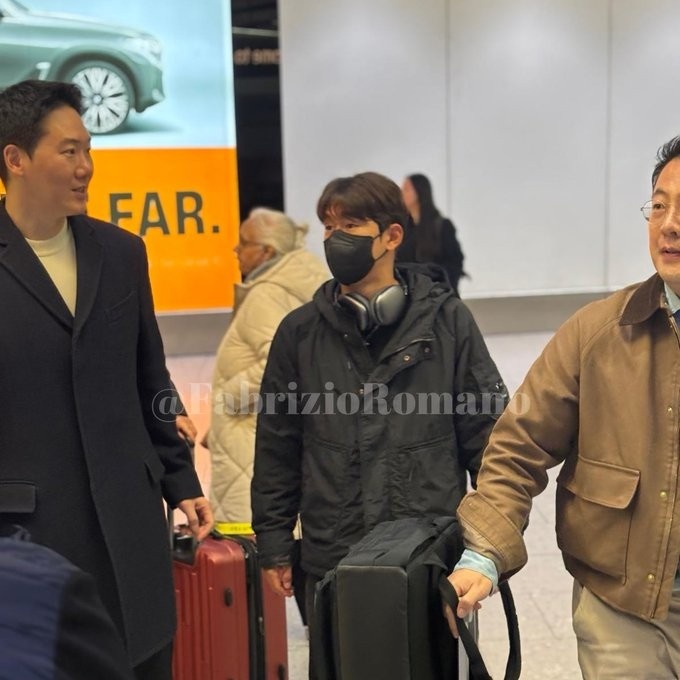 羅馬諾：布萊頓簽下韓國18歲前鋒尹棹泳，已完成體檢并簽約4年