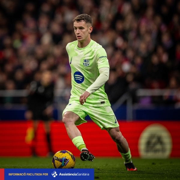 媒體稱傷缺2個月！巴薩官方：卡薩多右膝韌帶受傷，需進(jìn)一步檢查