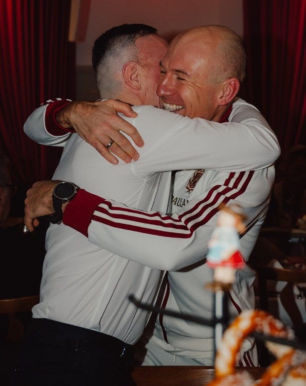 貝肯鮑爾杯賽前拜仁傳奇隊(duì)集合，拉姆、羅本、里貝里等人亮相