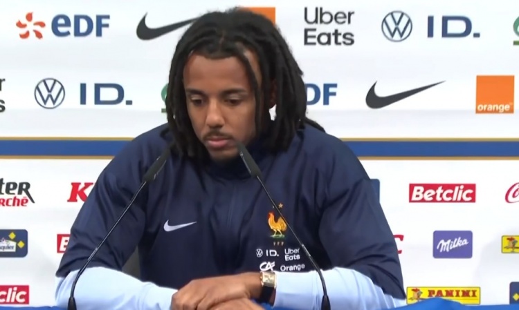 金球獎(jiǎng)？孔德：巴薩&法國隊(duì)友表現(xiàn)都極其出色 很難確定熱門人選