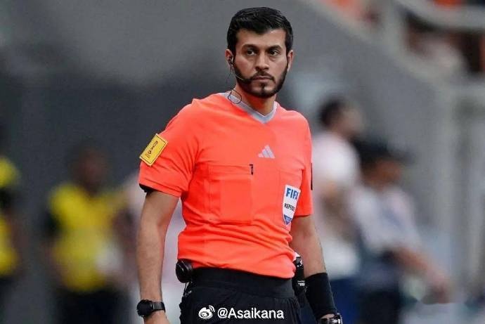 穆罕默德-阿里執(zhí)法中國隊客戰(zhàn)沙特，他近兩次執(zhí)法中國隊全勝