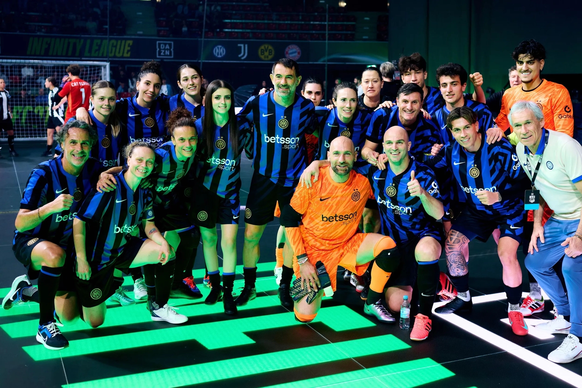 國米元老在慕尼黑參與5vs5足球比賽，薩內(nèi)蒂&坎比亞索參賽并進(jìn)球