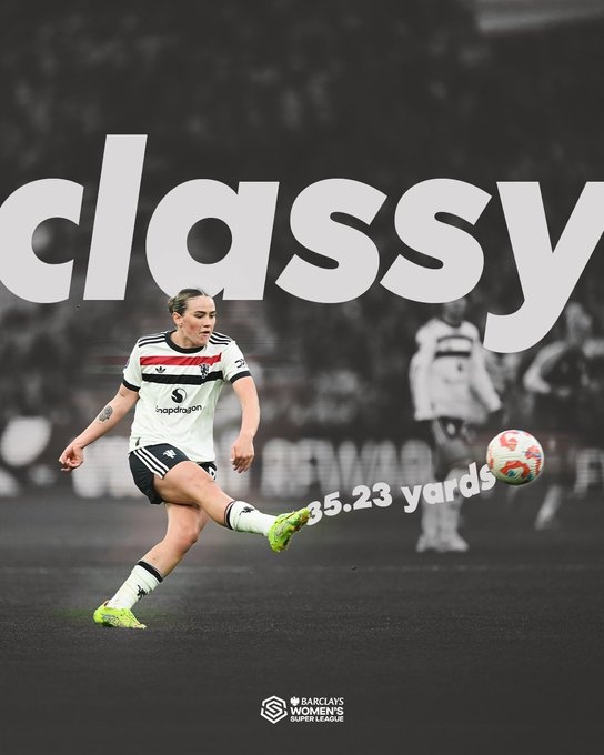 致敬小貝？曼聯(lián)女足球星格蕾絲-克林頓本輪超遠距離吊射破門