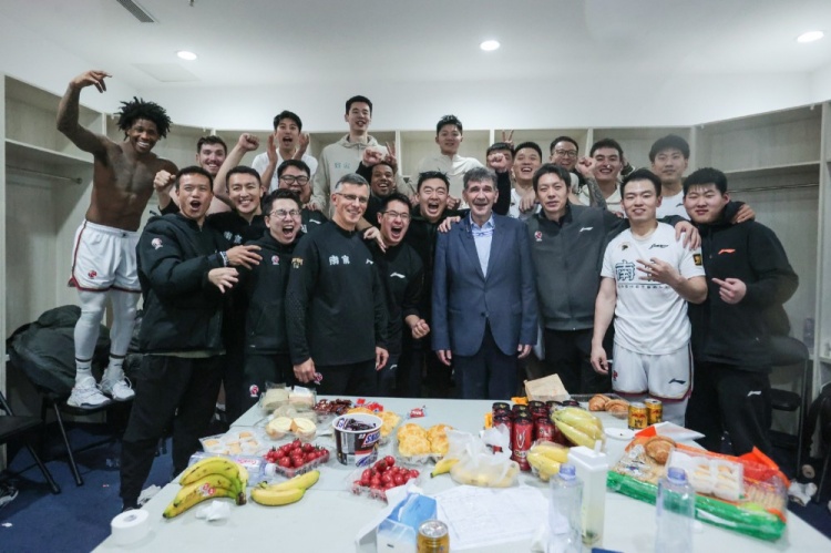 同曦老板：擊敗廣東那場內(nèi)心狂喜 我們現(xiàn)在還算不上強隊