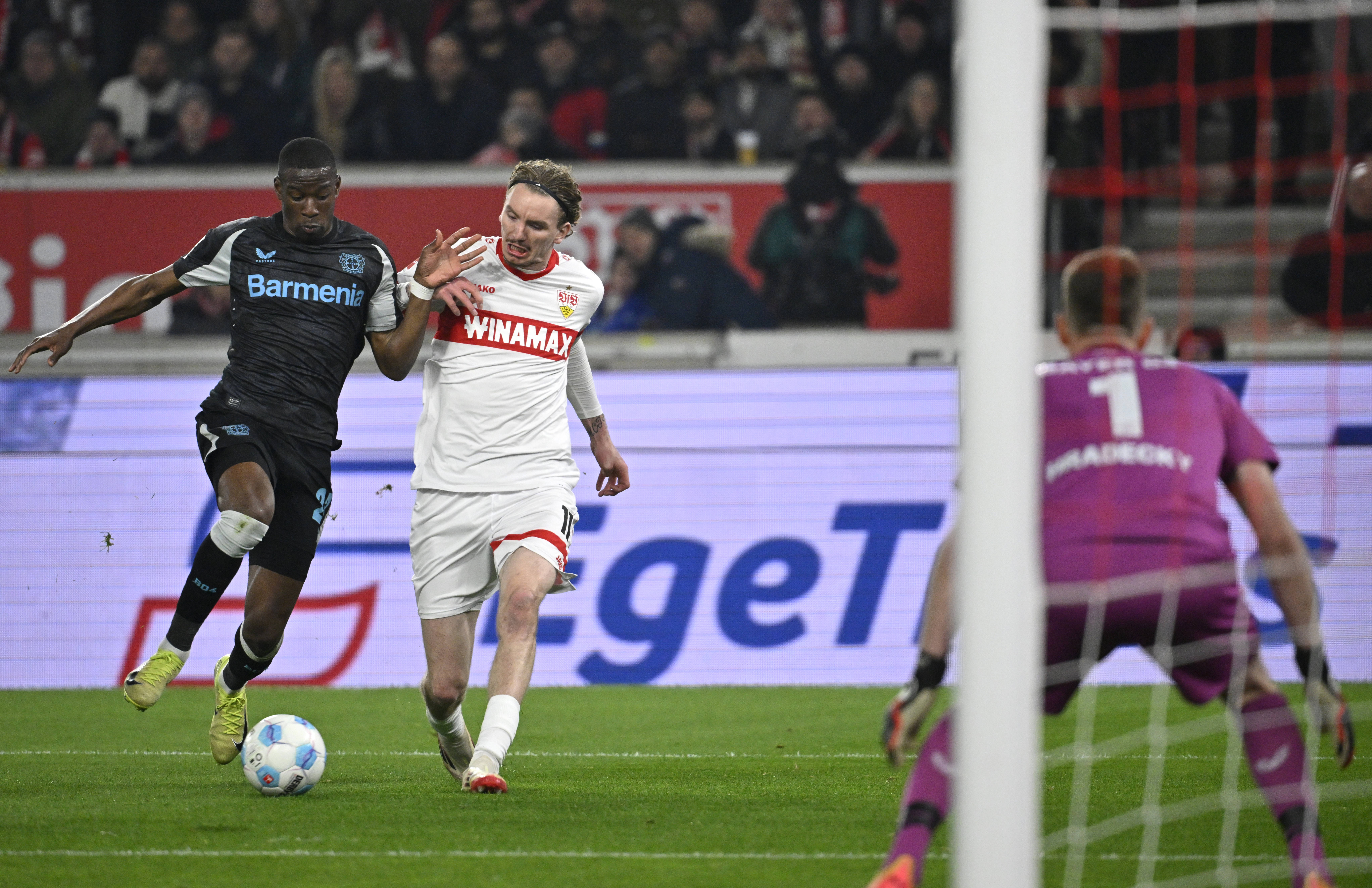 今晨戴帽擊敗西班牙U21，圖片報：拜仁已與沃爾特馬德團隊接觸