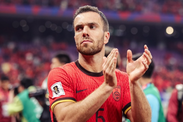 “田忌賽馬”又沒玩好，國足這筆學(xué)費(fèi)太貴了！