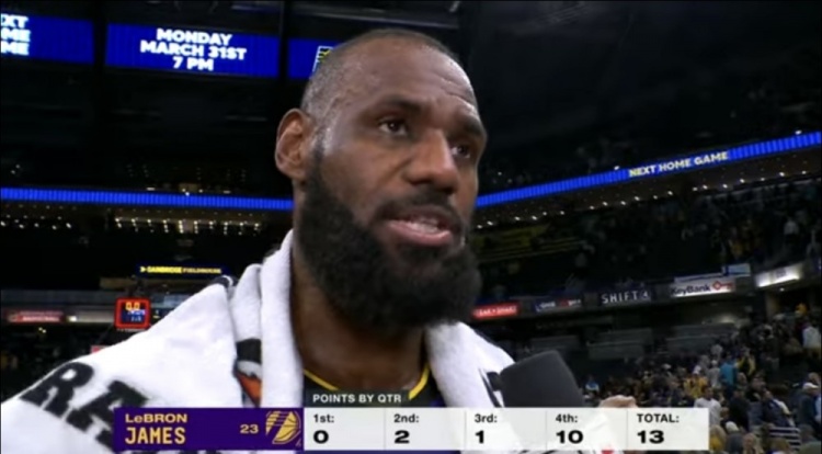 詹姆斯：我一直在看大屏幕確定自己是否及時出手了 絕殺感覺很棒