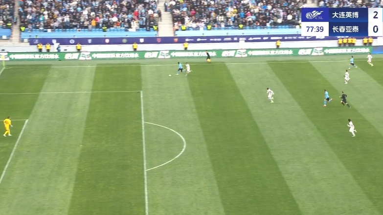 可惜了！馬萊萊邊路“煲湯”生吃對(duì)手，單刀挑射被撲！