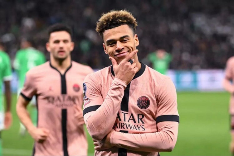 聽到有人把他比作內(nèi)馬爾，杜埃：我還有很多需要提升的地方