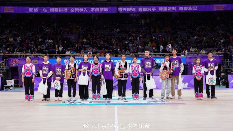 矣進(jìn)宏從滇中山坳到首都球場 為家鄉(xiāng)孩子們推開一扇眺望世界的窗