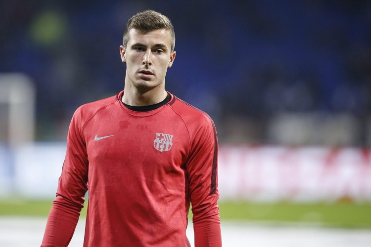 記者：巴薩和佩尼亞續(xù)約陷入停滯，球員想要成為一號門將