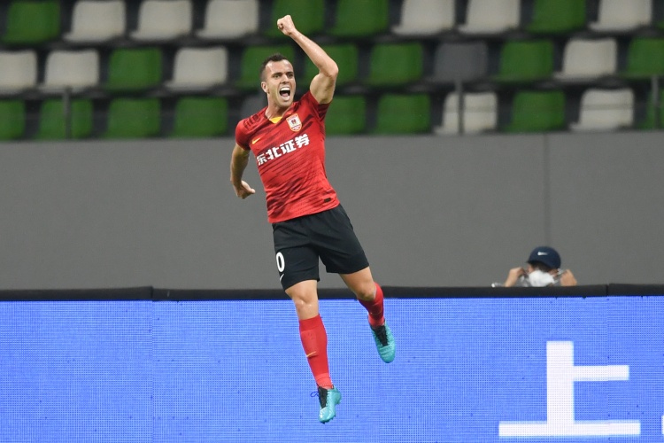 塞爾吉尼奧火速馳援國足，“新10號”要怎么用才能激發(fā)最大價值？