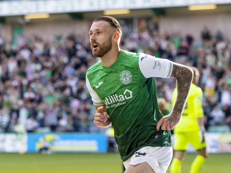 澳大利亞前鋒：我們要冷靜，希望能將比賽控制在自己的節(jié)奏下