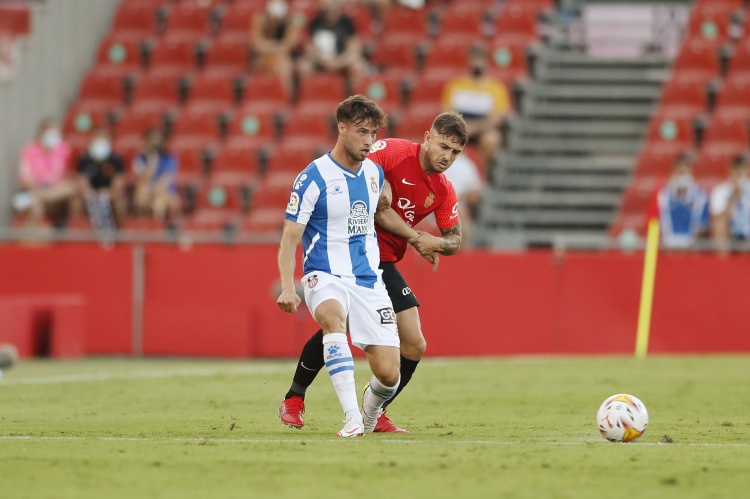 本賽季西甲僅5名球員至少3次主罰點球全部命中，普阿多為其中之一