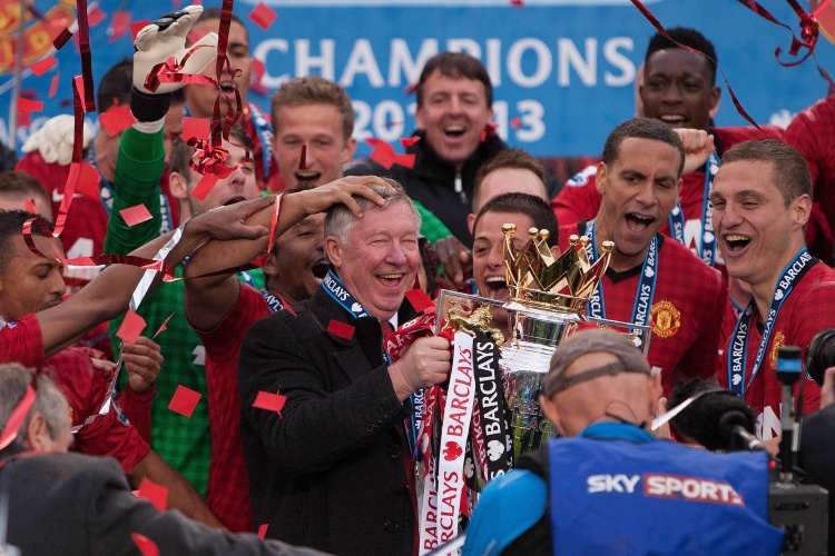 ??？鏡報：英力士還要裁員&一些人認為曼聯(lián)衰敗弗格森難辭其咎