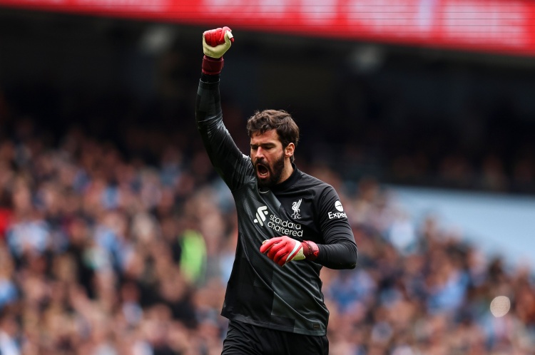 9次撲救助球隊零封取勝，官方：阿利森當(dāng)選本輪歐冠最佳球員