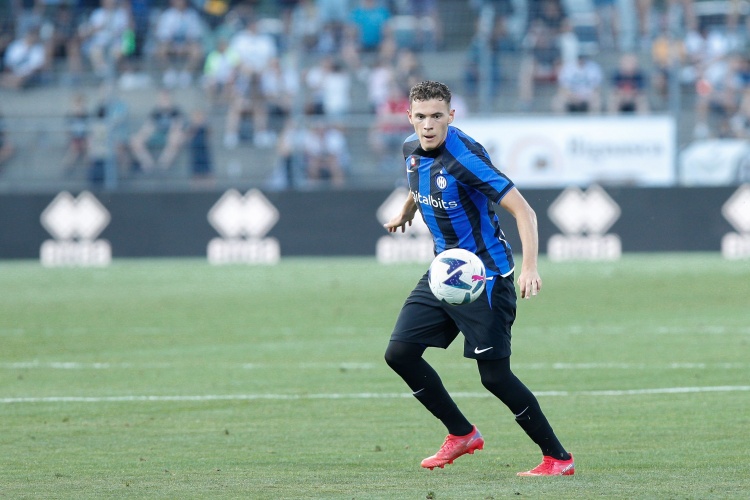 記者：國米不排除將阿斯拉尼加入里奇、卡斯特羅交易