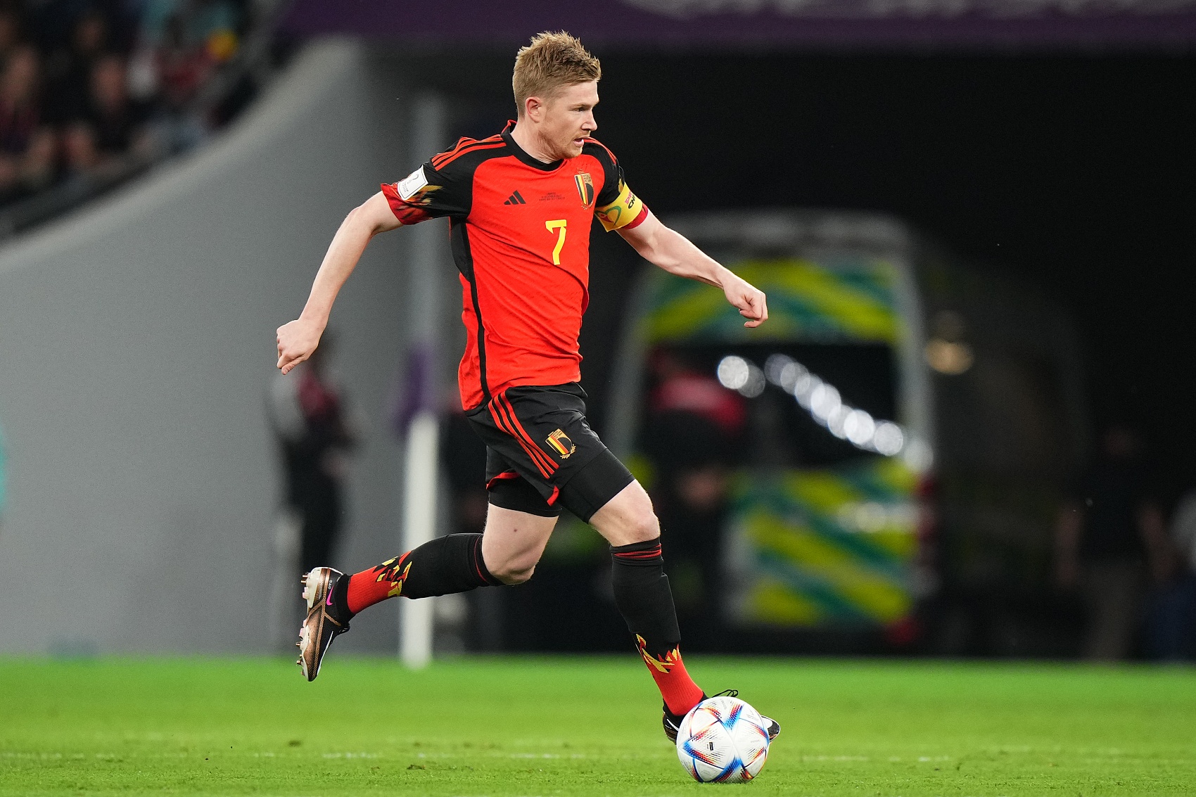 德布勞內(nèi)談未來(lái)：我會(huì)繼續(xù)踢球，至于去哪里現(xiàn)在還不知道