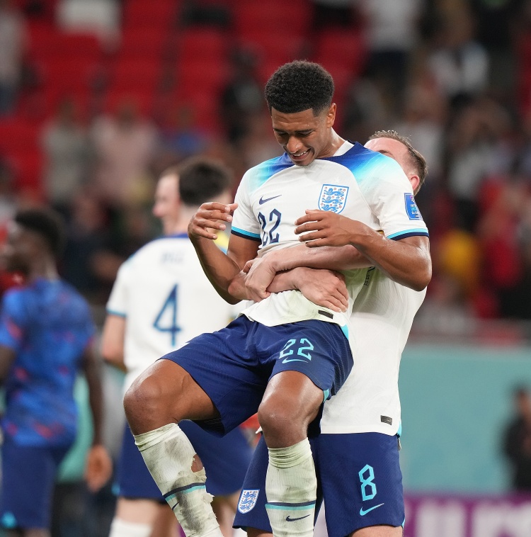 賴特：圖赫爾看到了亨德森的價(jià)值，他就像是那種球隊(duì)的老大哥