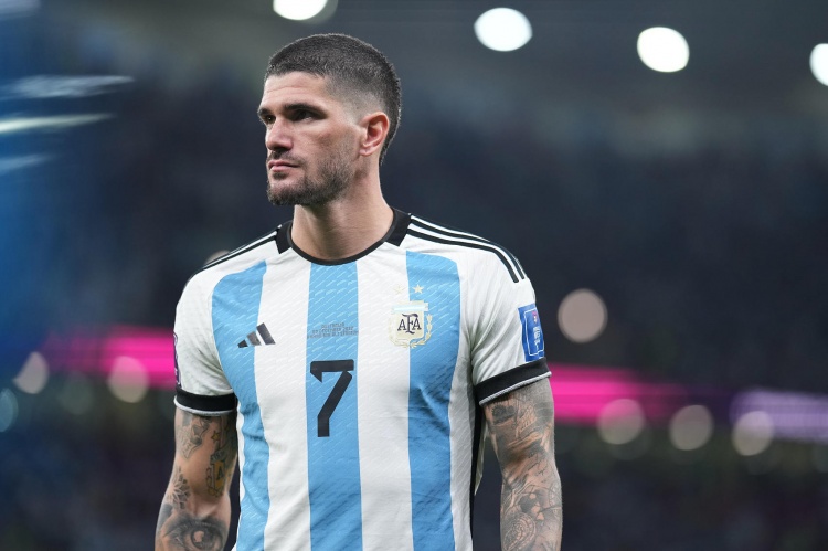 阿媒：德保羅未吃牌，染黃的帕雷德斯、奧塔門迪和恩佐遭遇停賽