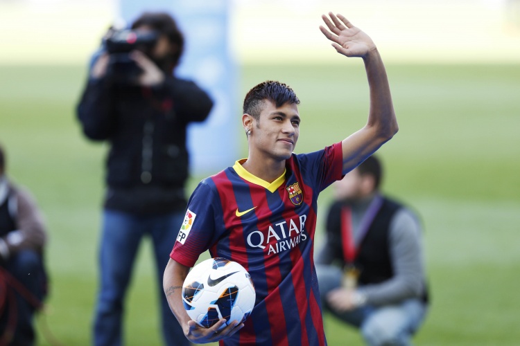 經(jīng)紀(jì)人：運(yùn)作內(nèi)馬爾加盟巴薩最讓我自豪，當(dāng)時(shí)皇馬提供過(guò)億合同