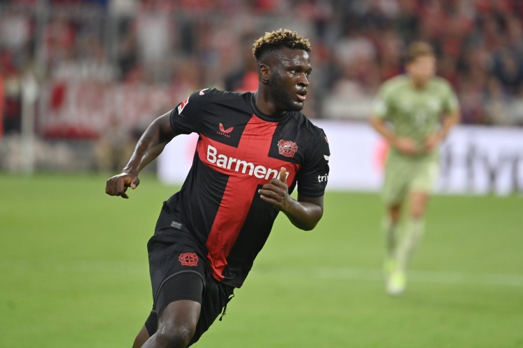 阿隆索談博尼法斯與布恩迪亞沖突：他想要進(jìn)球，這種情況是正常的