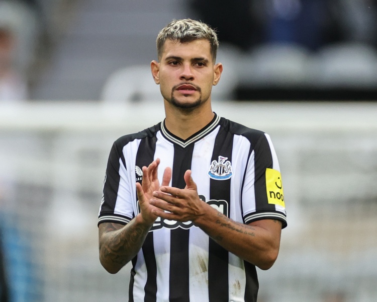 三項第一！吉馬良斯在贏得犯規(guī)、直傳、地面對抗方面五大聯(lián)賽居首