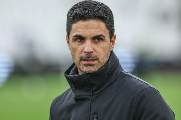 阿森納歐冠4連勝打進(jìn)13球丟2球，對陣荷蘭球隊(duì)近14場只1負(fù)