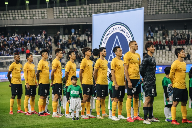 深圳新鵬城年票明日開售，看臺(tái)年票分1000-1800元三檔價(jià)位