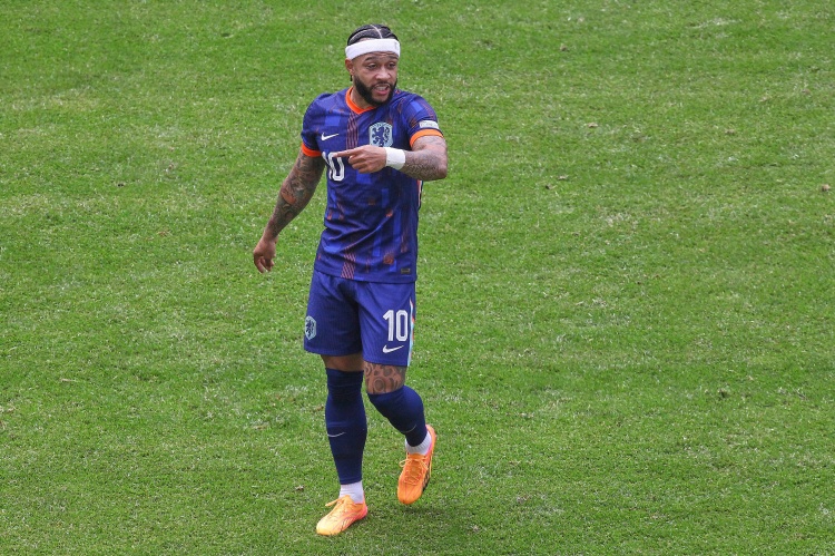 德佩已為荷蘭隊打進47球，差3球追平隊史射手王范佩西