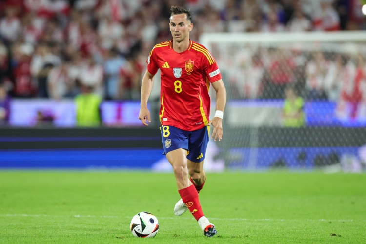 法比安自首秀以來37次為西班牙登場均不敗，追平隊史最佳紀錄