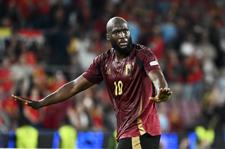 導演逆轉(zhuǎn)！盧卡庫兩回合進3球&本場比賽雙響