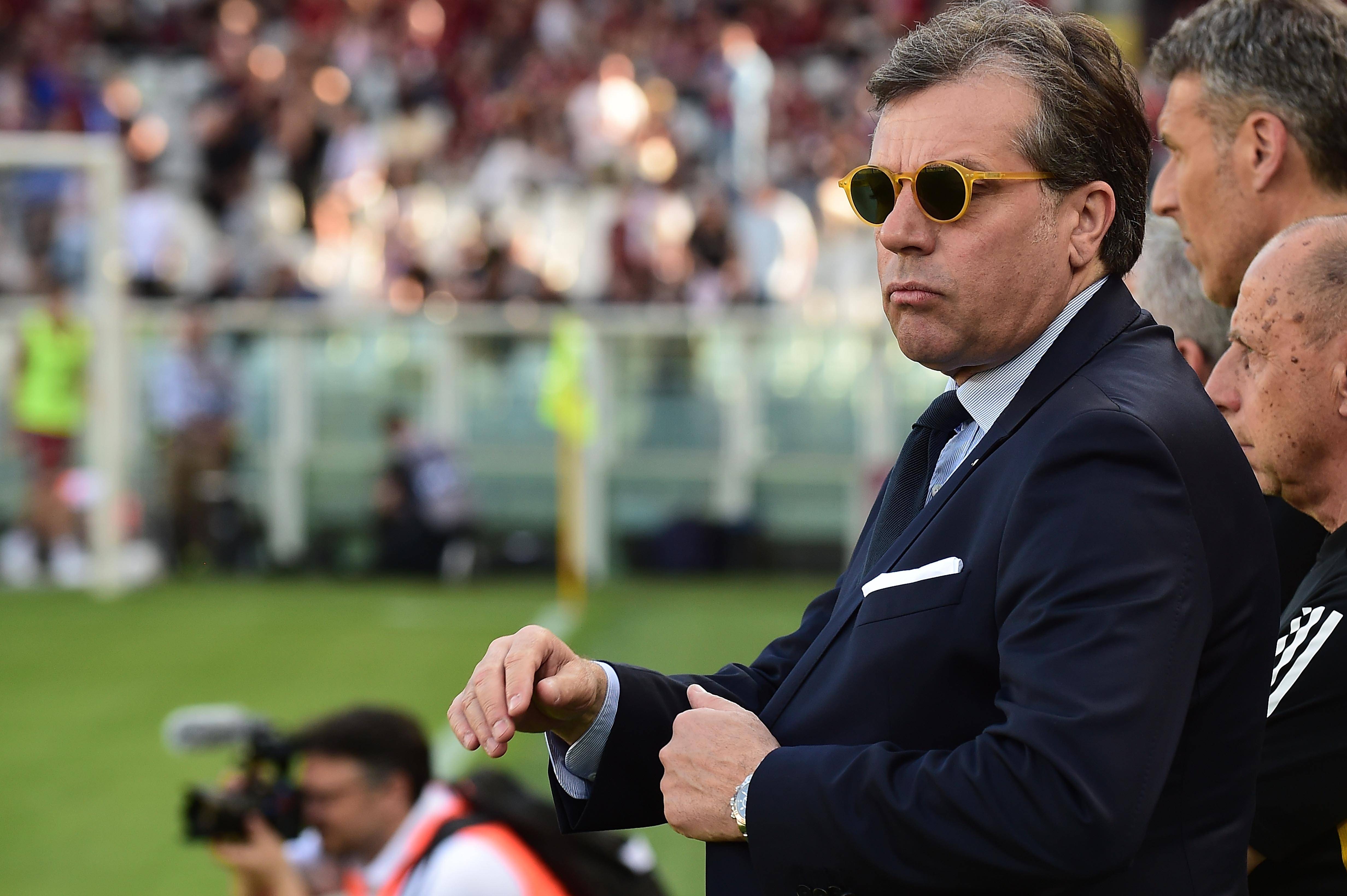 全市場：尤文高層比以往任何時(shí)候都更親近球隊(duì)，陪圖多爾主持訓(xùn)練