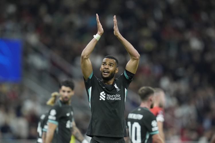 加克波：斯洛特讓我回到了左路，他給了我展示自己的機會