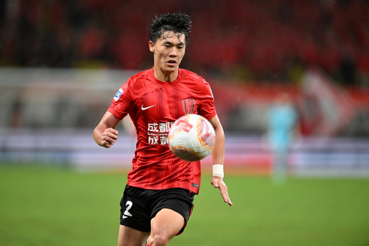 胡荷韜：我十分愿意出國(guó)踢球 能入選國(guó)家隊(duì)并首發(fā)感到不可思議