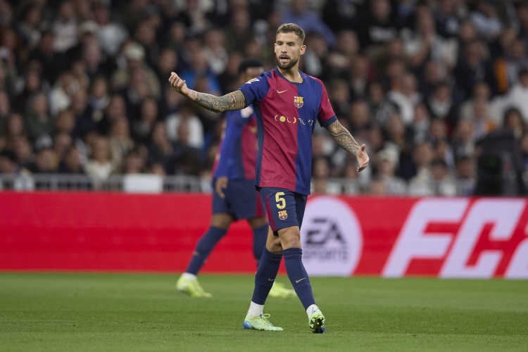 阿斯：巴薩將不得不讓加西亞搭檔伊尼戈 兩人本賽季只合作137分鐘