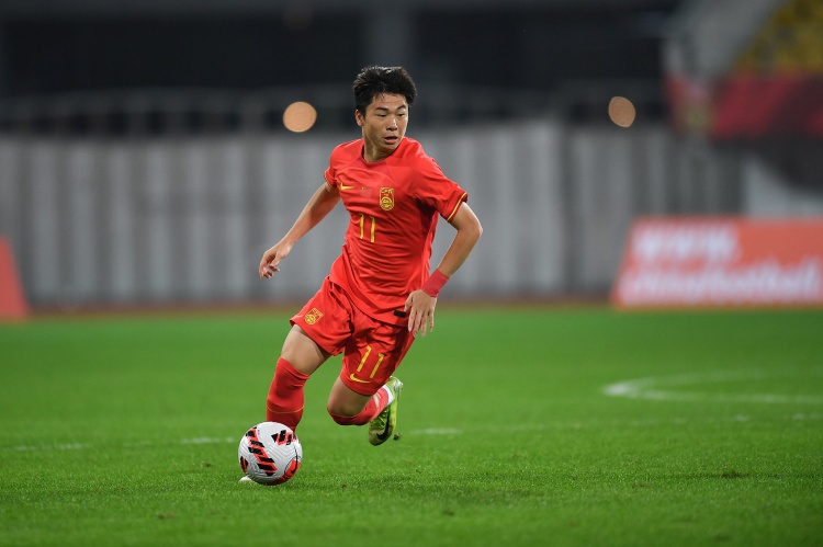 嘆息！唐天翼此前采訪：希望能為國征戰(zhàn) 從小夢想到五大聯賽踢球