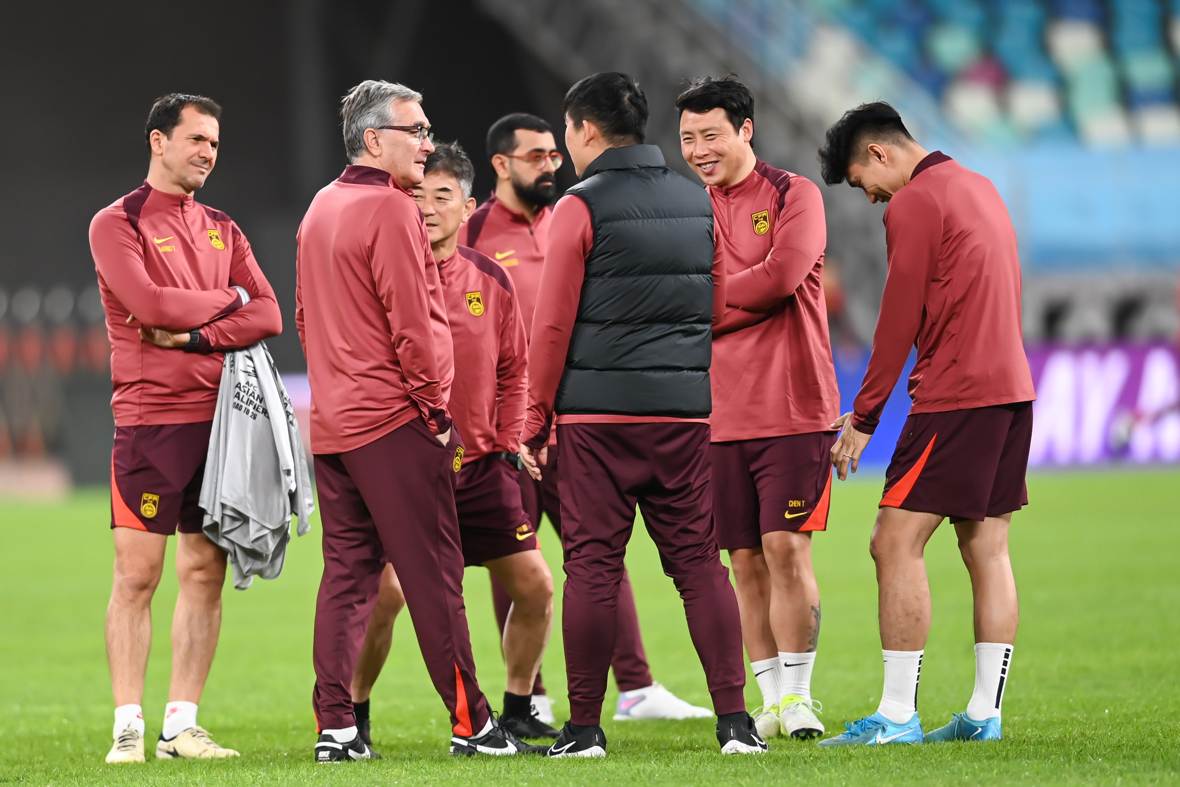 東體：國足戰(zhàn)澳大利亞必須拼下3分，足協(xié)、教練組認識高度統(tǒng)一