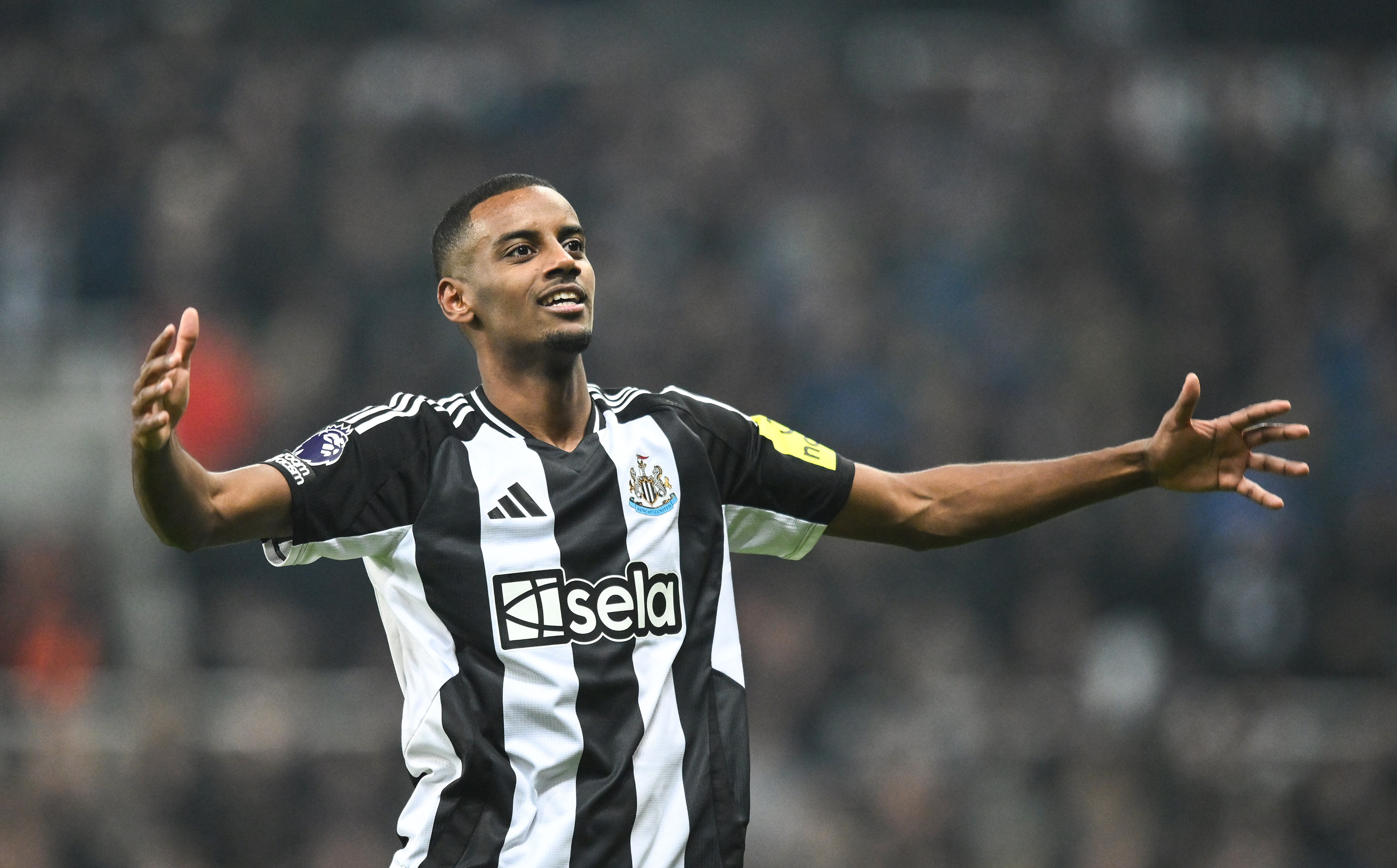 伊薩克英超進(jìn)球數(shù)50個(gè)，自他登陸英超后同期只有哈蘭德薩拉赫更多