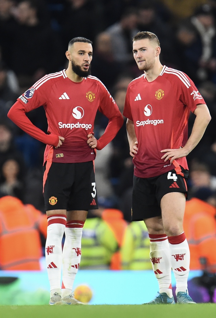 舍己為魔？拜仁賤賣德里赫特&馬茲拉維，引進(jìn)伊藤&博伊長期傷停